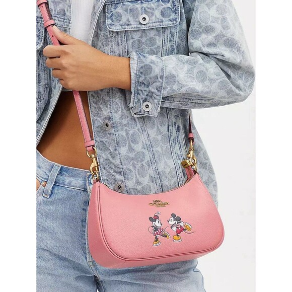 Disney X Coach CM858 Teri Shoulder Bag Ice Skate Motif Blush Multi Crossbody NWT - Picture 13 of 16